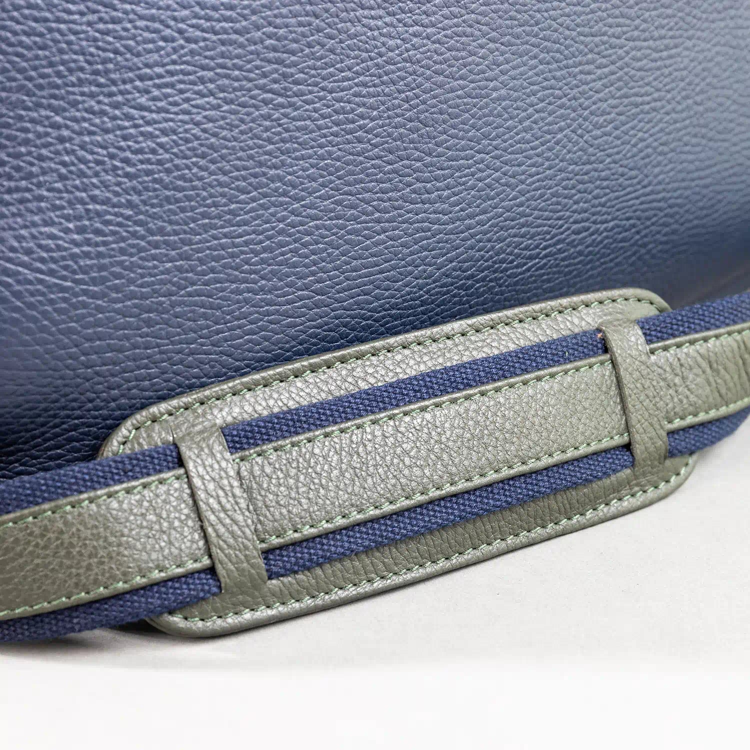 Alder Men’s Leather Briefcase – Premium Pebble Grain Laptop & Work Bag