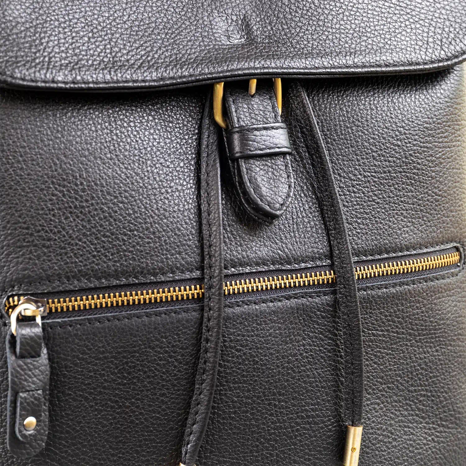 Elm Men’s Leather Backpack – Premium Pebble Grain Daypack / Work Bag