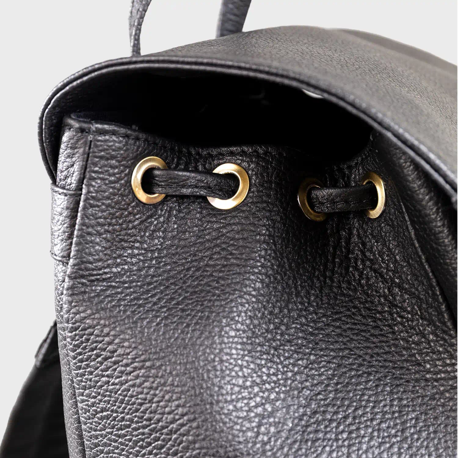 Elm Men’s Leather Backpack – Premium Pebble Grain Daypack / Work Bag
