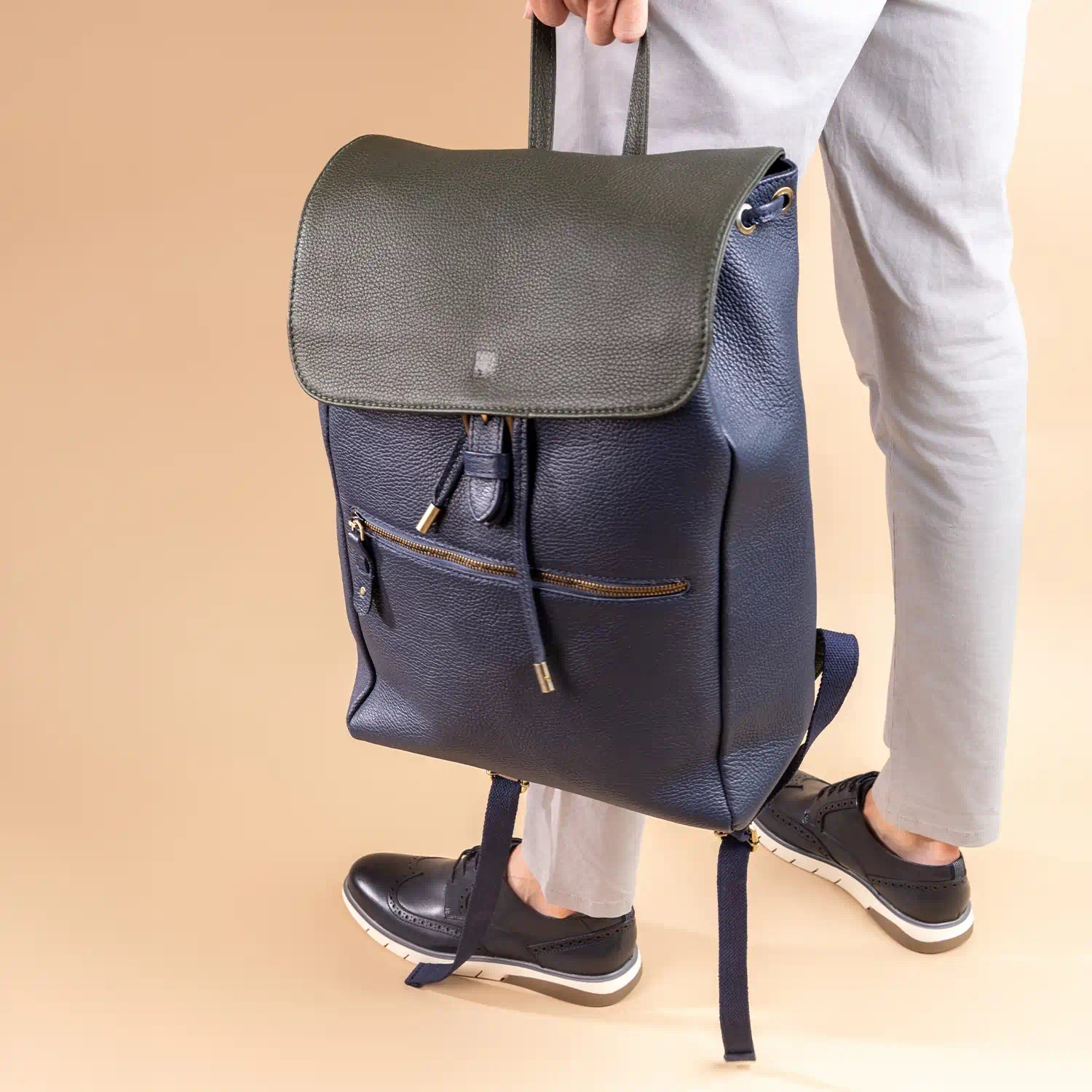 Elm Men’s Leather Backpack – Premium Pebble Grain Daypack / Work Bag